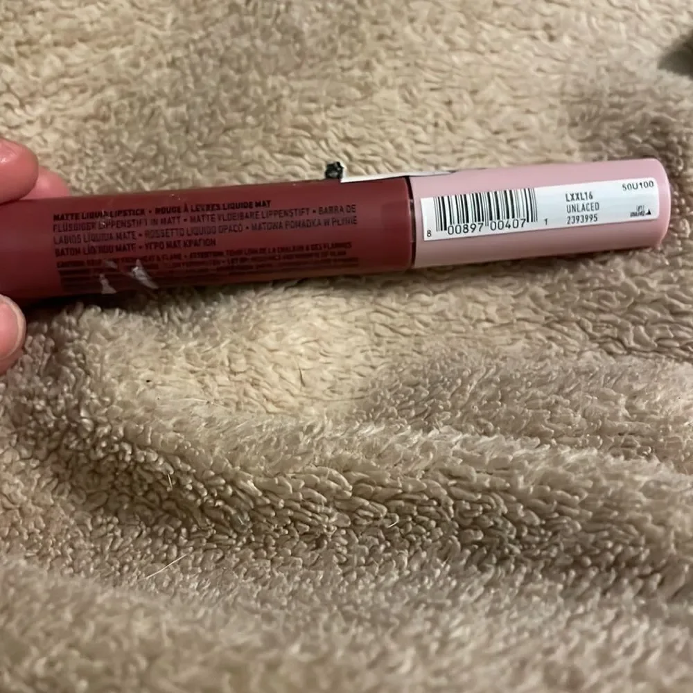 ✨NYX Lingerie XXL Matte Liquid Lipstick - Unlaced, NIP